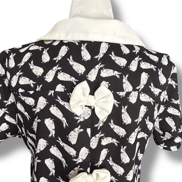 Moon Top Rabbit Print Blouse Black White Exaggerated Peter Pan Collar Bow Tie - Picture 7 of 13
